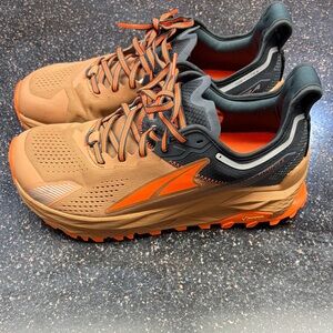 Altra Vibrant Orange and Black Trail Shoes- Only worn a few times!
